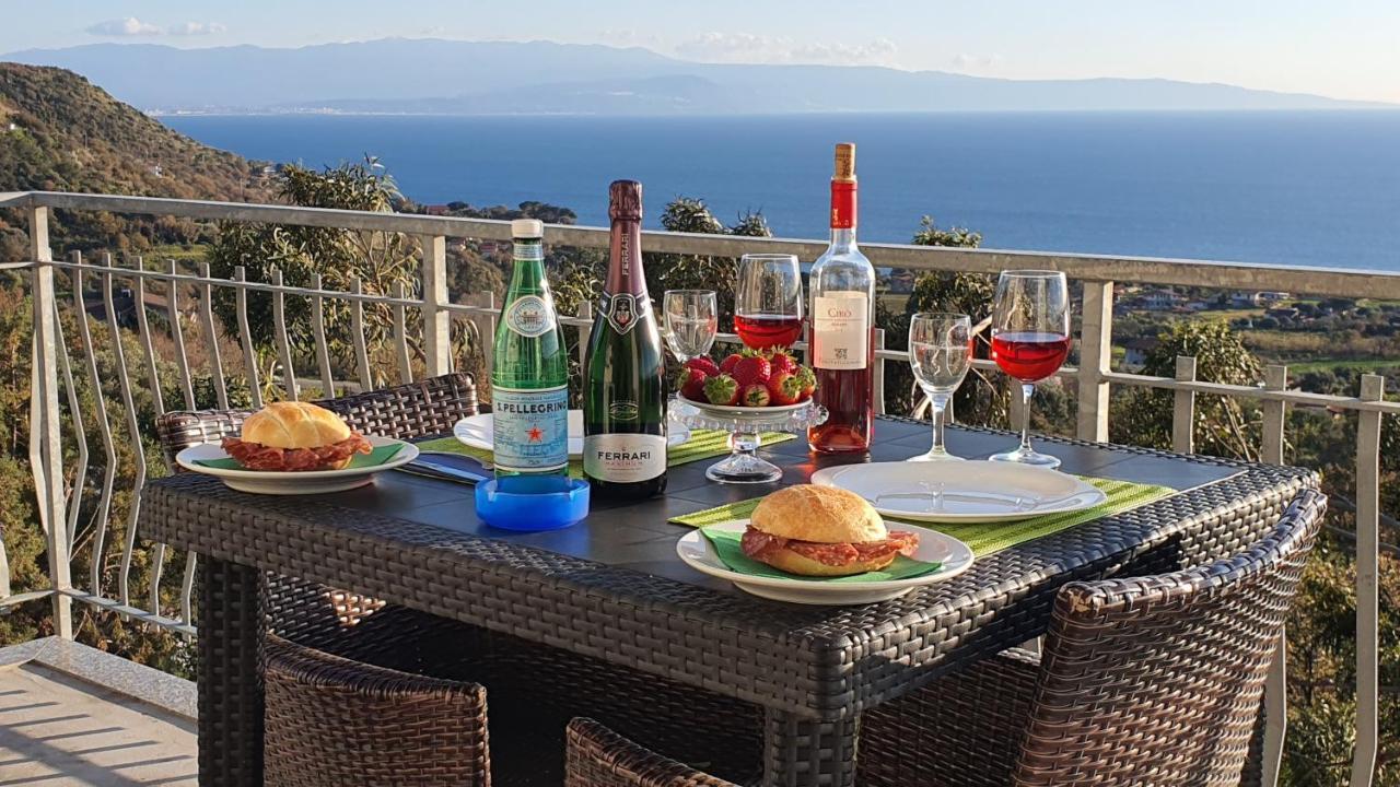 Naturamare Apartments - Piscina Idromassaggio Con Vista Mare Aperta Fino Alle Ore 22-00 Capo Vaticano Bagian luar foto
