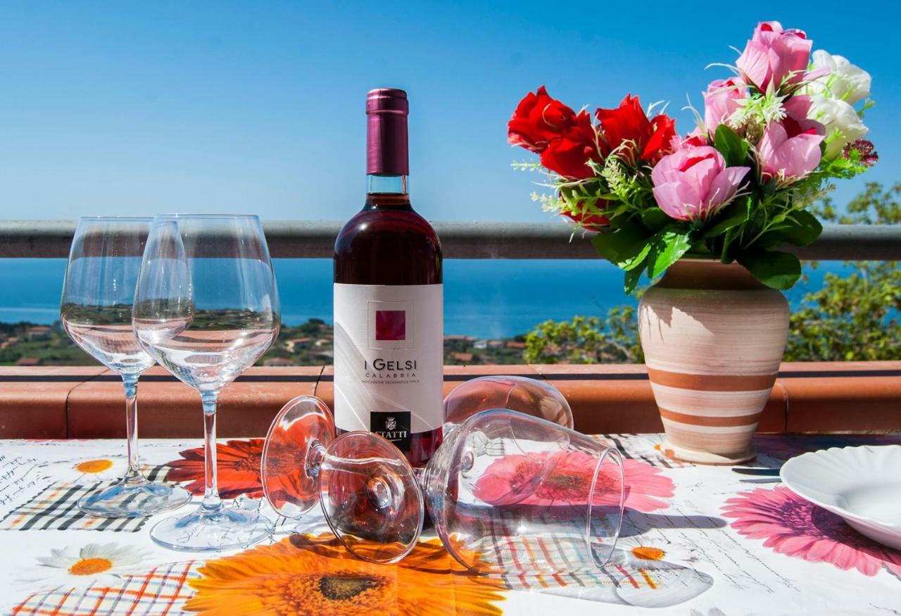 Naturamare Apartments - Piscina Idromassaggio Con Vista Mare Aperta Fino Alle Ore 22-00 Capo Vaticano Bagian luar foto