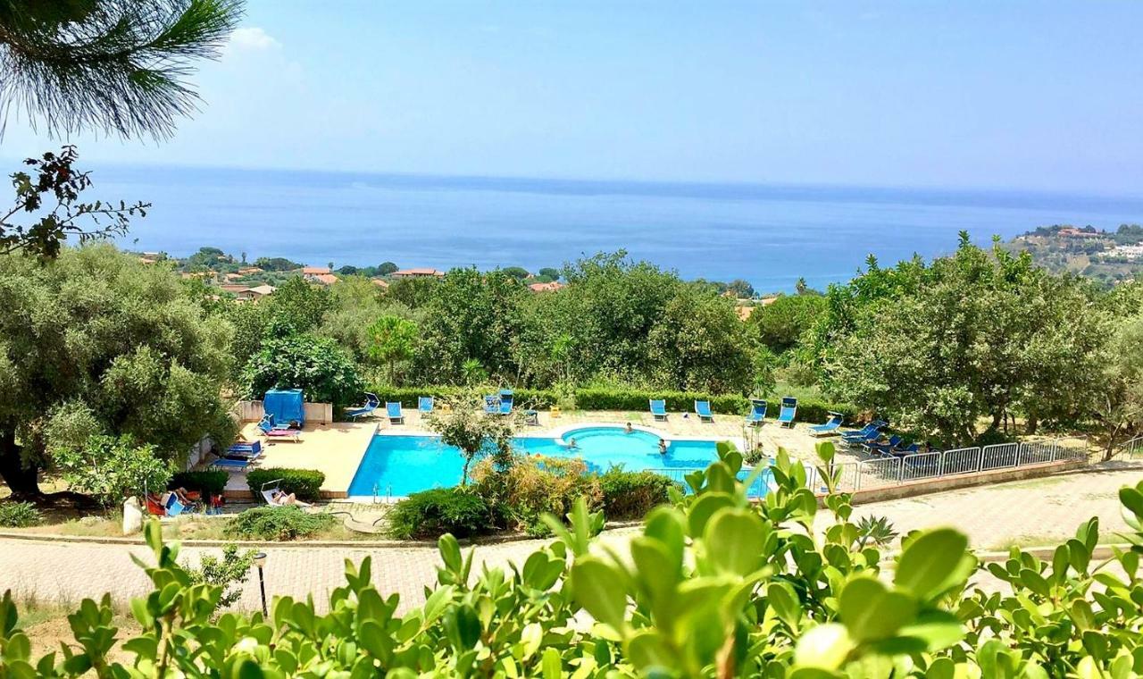Naturamare Apartments - Piscina Idromassaggio Con Vista Mare Aperta Fino Alle Ore 22-00 Capo Vaticano Bagian luar foto